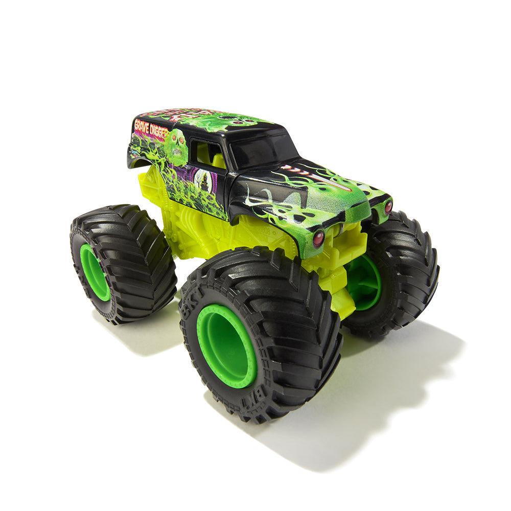 Monster Jam 1:64 Scale Toy Truck Smash & Bash Vehicle Random Assortment